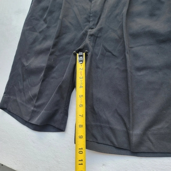 Cutter & Buck CB Drytec LUXE Shorts Mens Black Pleated Golf Shorts Sz 36 - Picture 3 of 7